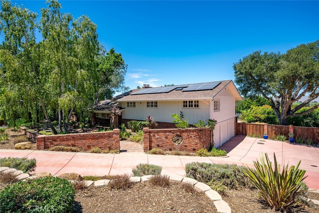 2355 Lake Marie Drive
