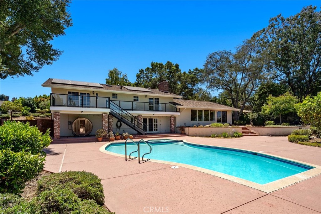 2355 Lake Marie Drive