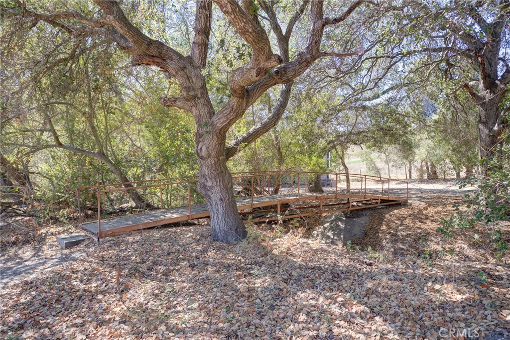 1403 Noyes Road
