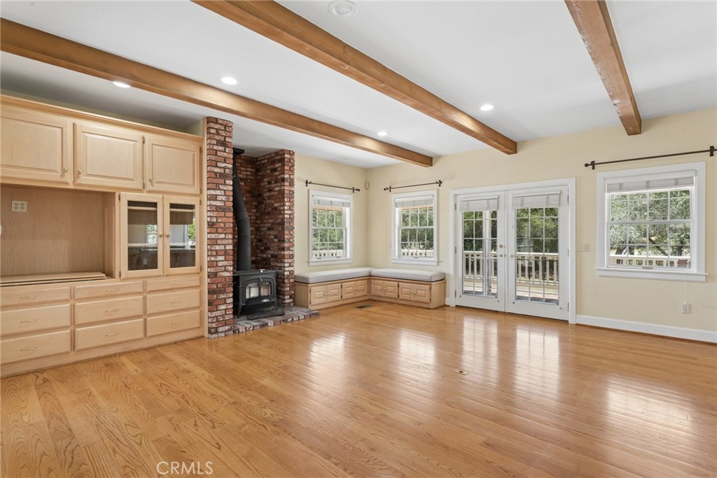 1403 Noyes Road