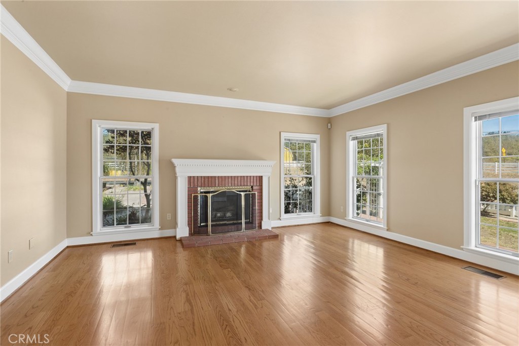 1403 Noyes Road