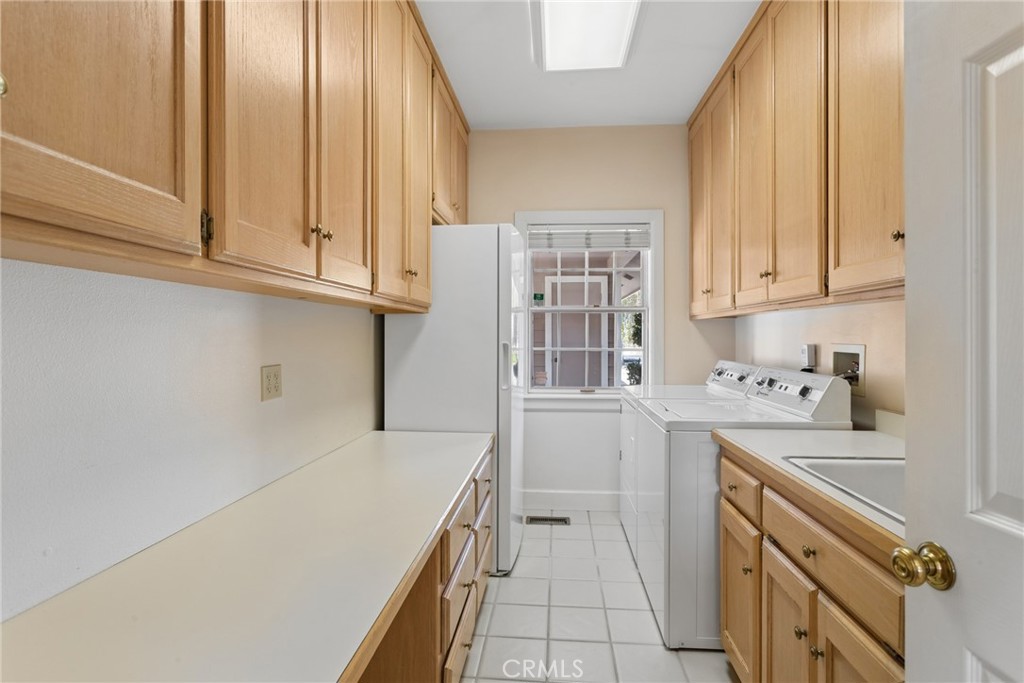 1403 Noyes Road