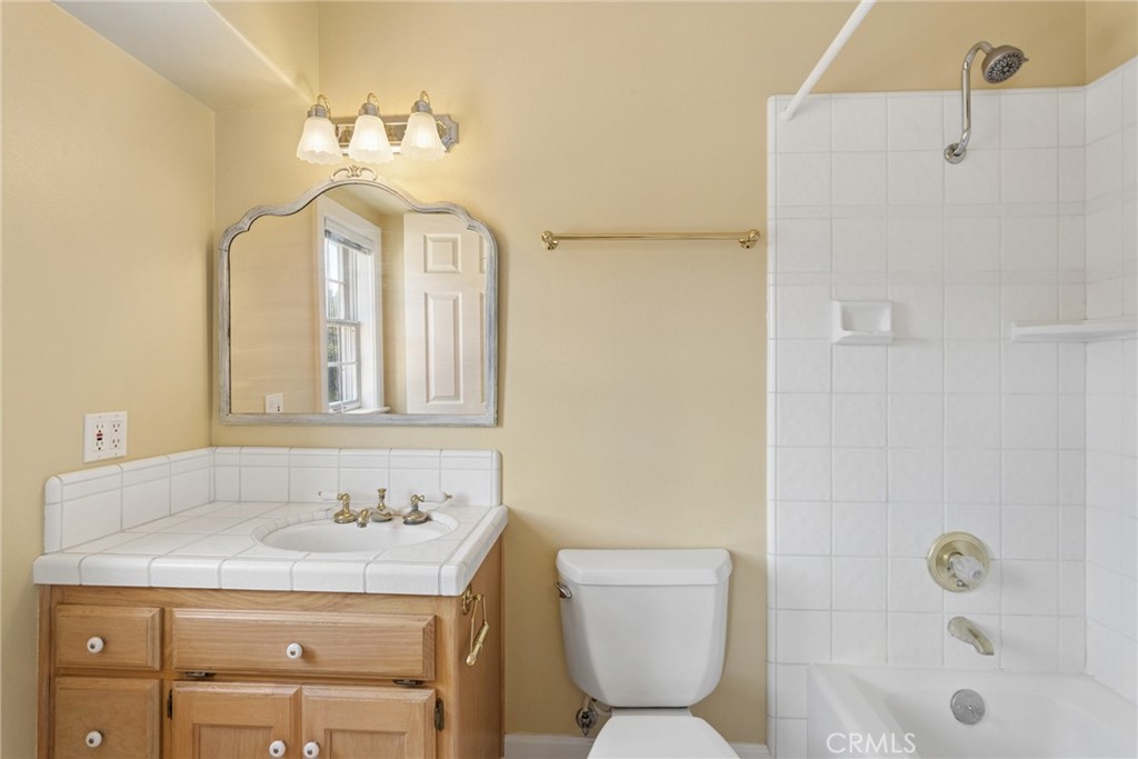 1403 Noyes Road