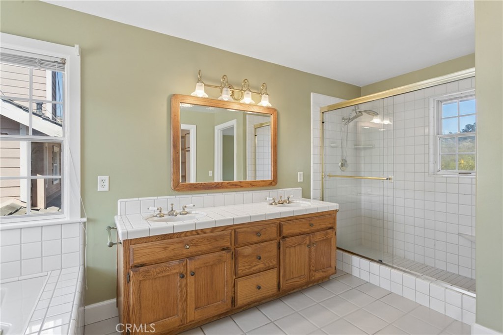 1403 Noyes Road