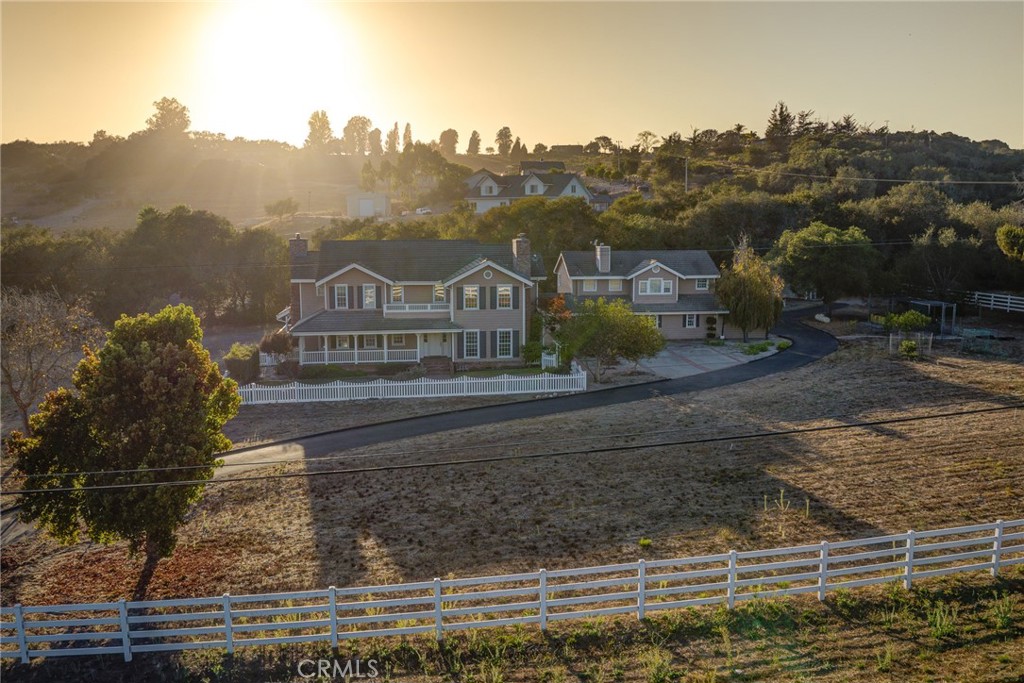 1403 Noyes Road