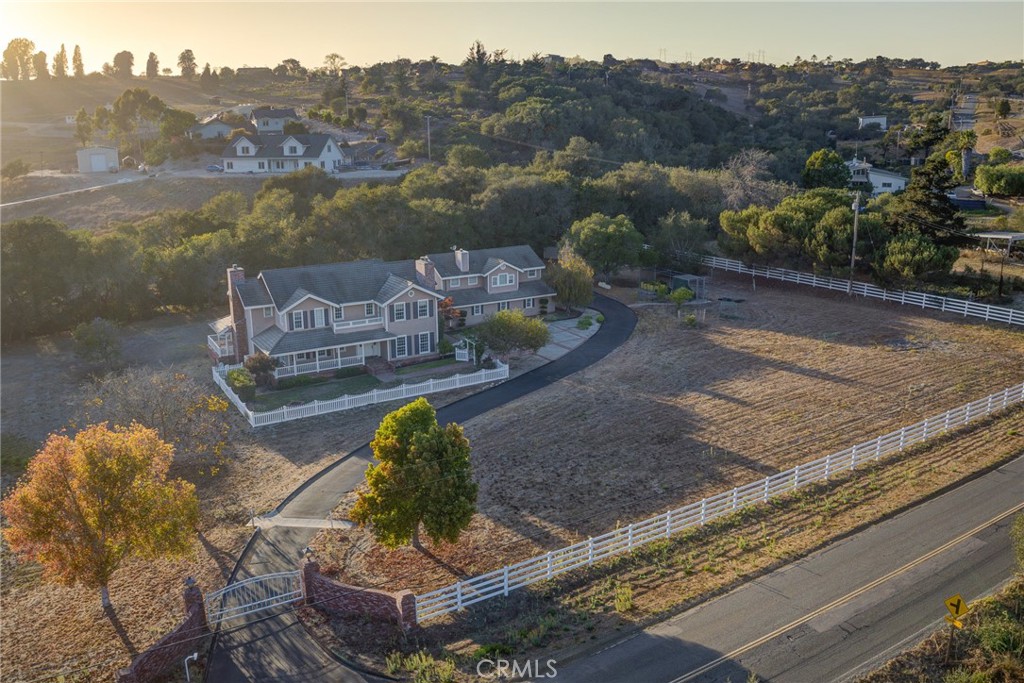 1403 Noyes Road