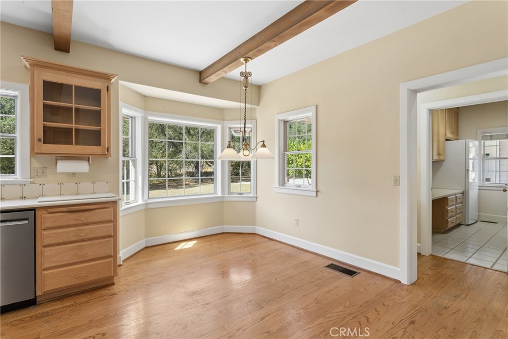 1403 Noyes Road