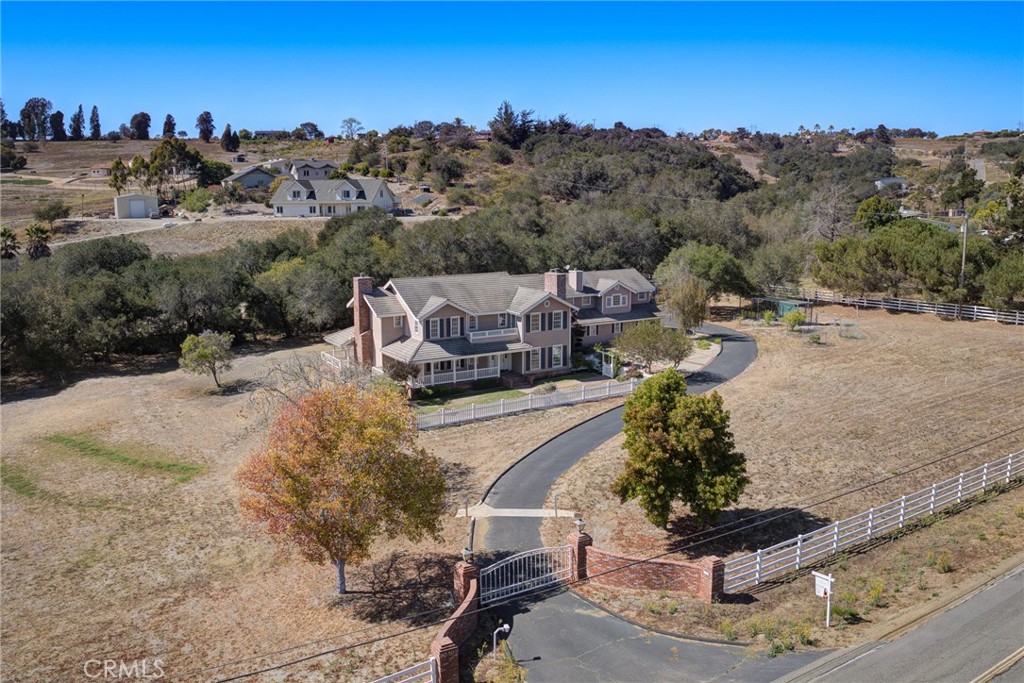 1403 Noyes Road