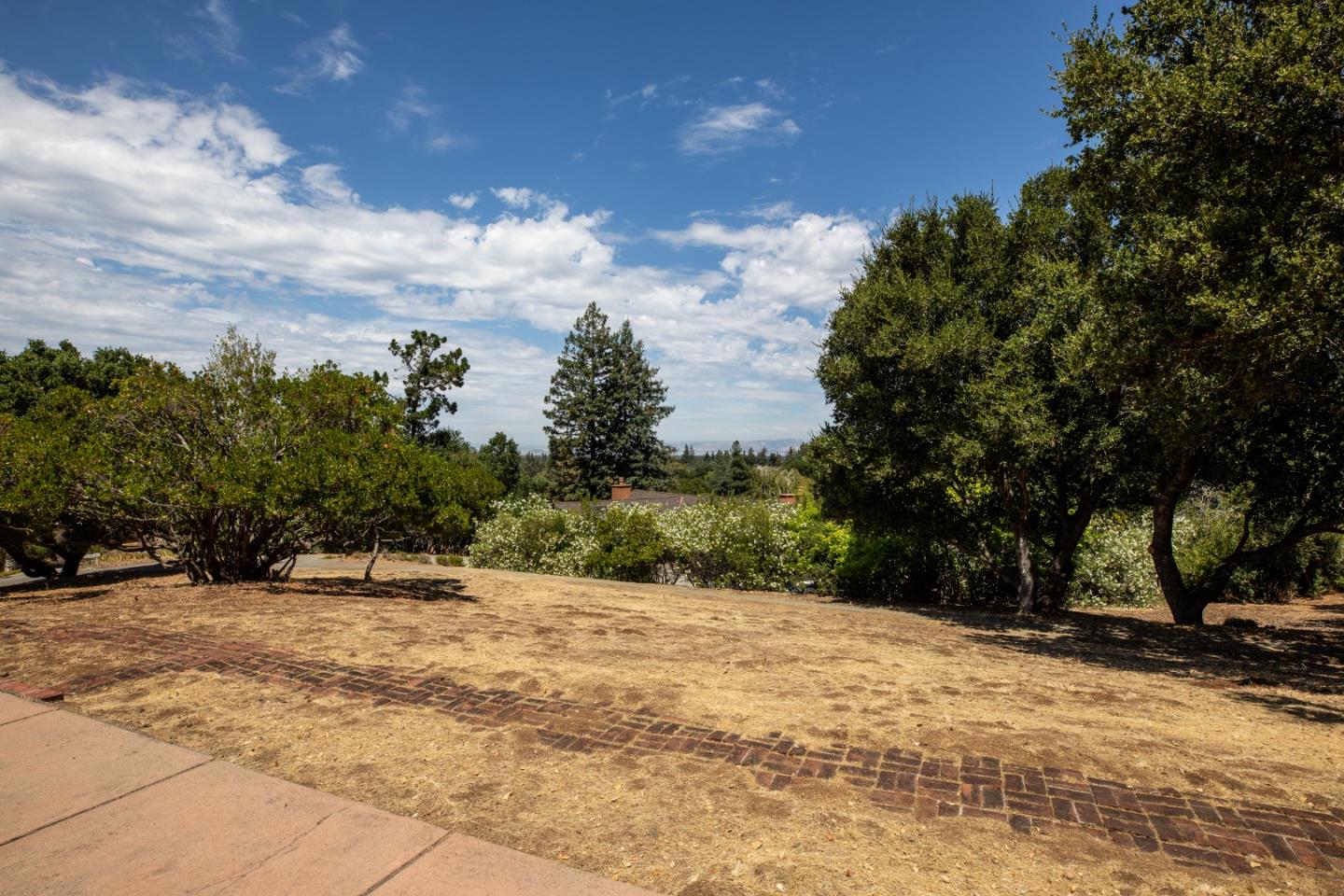 13470 Robleda Road