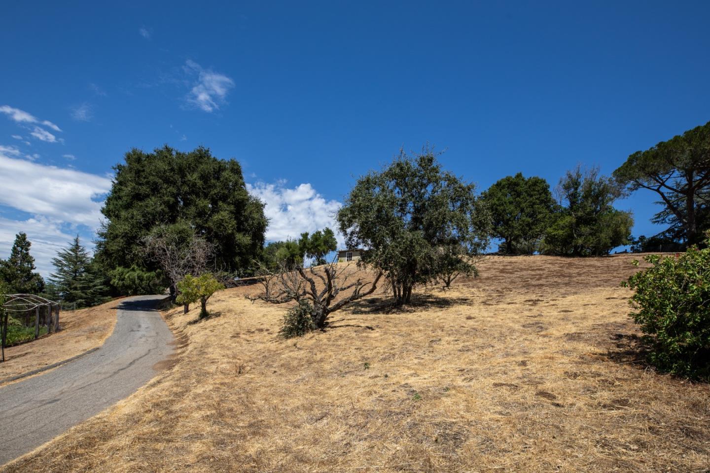 13470 Robleda Road