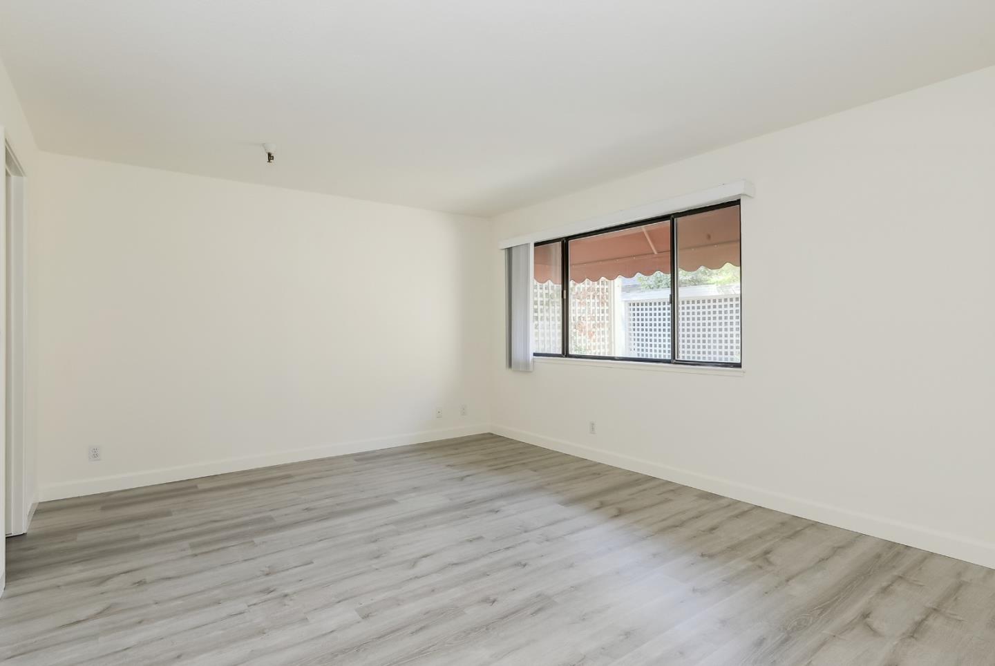 449 Alberto Way Unit: C137