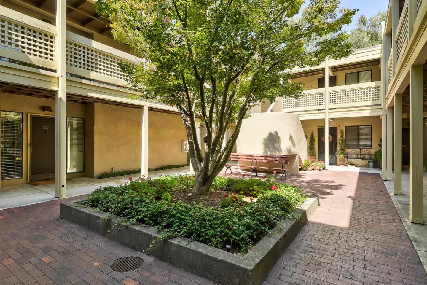 449 Alberto Way Unit: C137