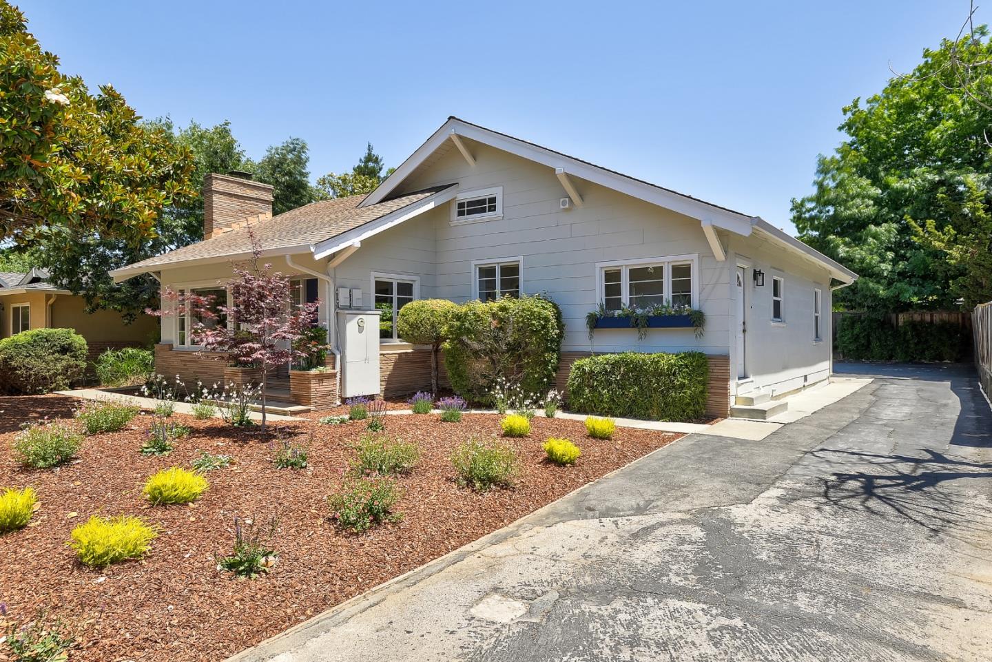 388 S Bernardo AVE