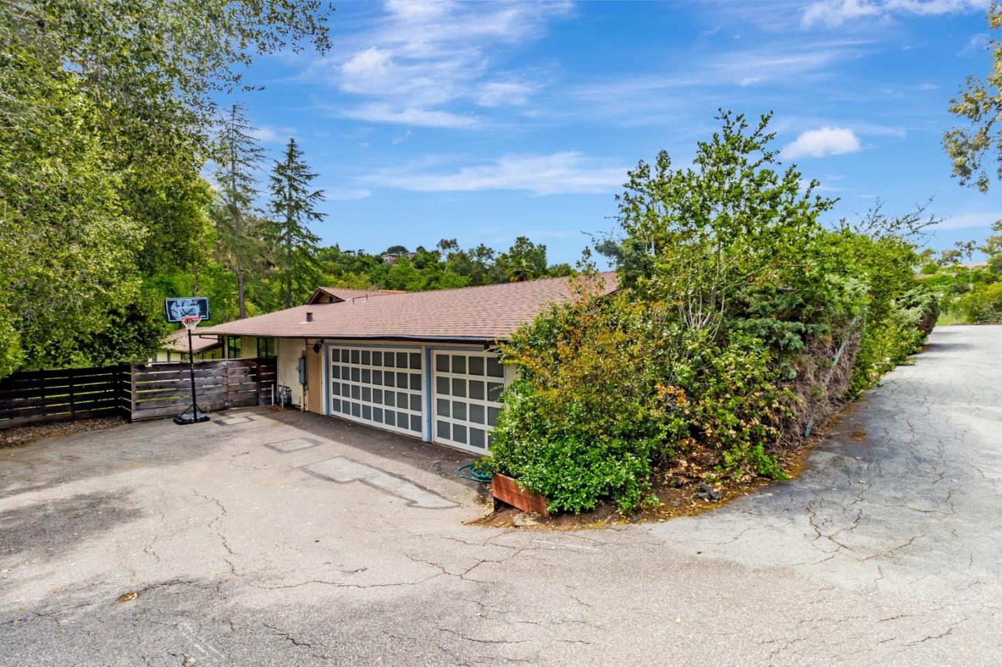 4141 Old Trace RD