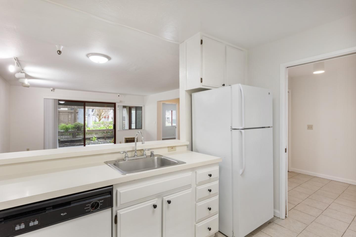 439 Alberto WAY A110