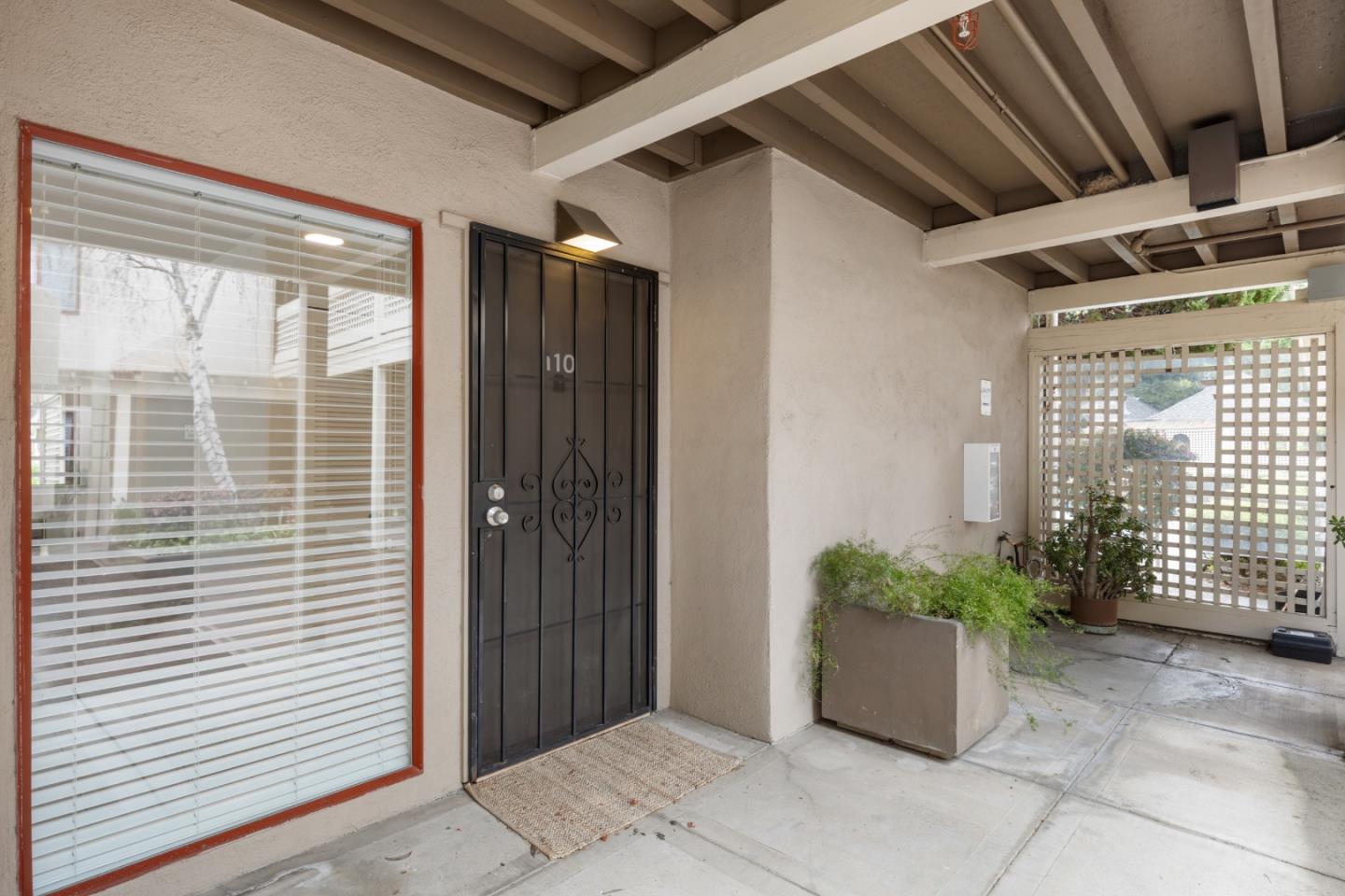 439 Alberto WAY A110