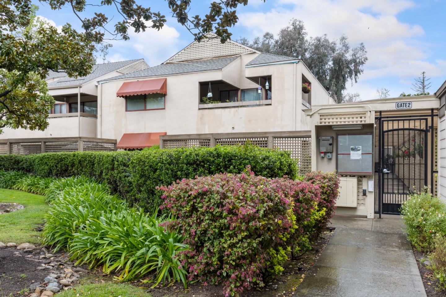 439 Alberto WAY A110