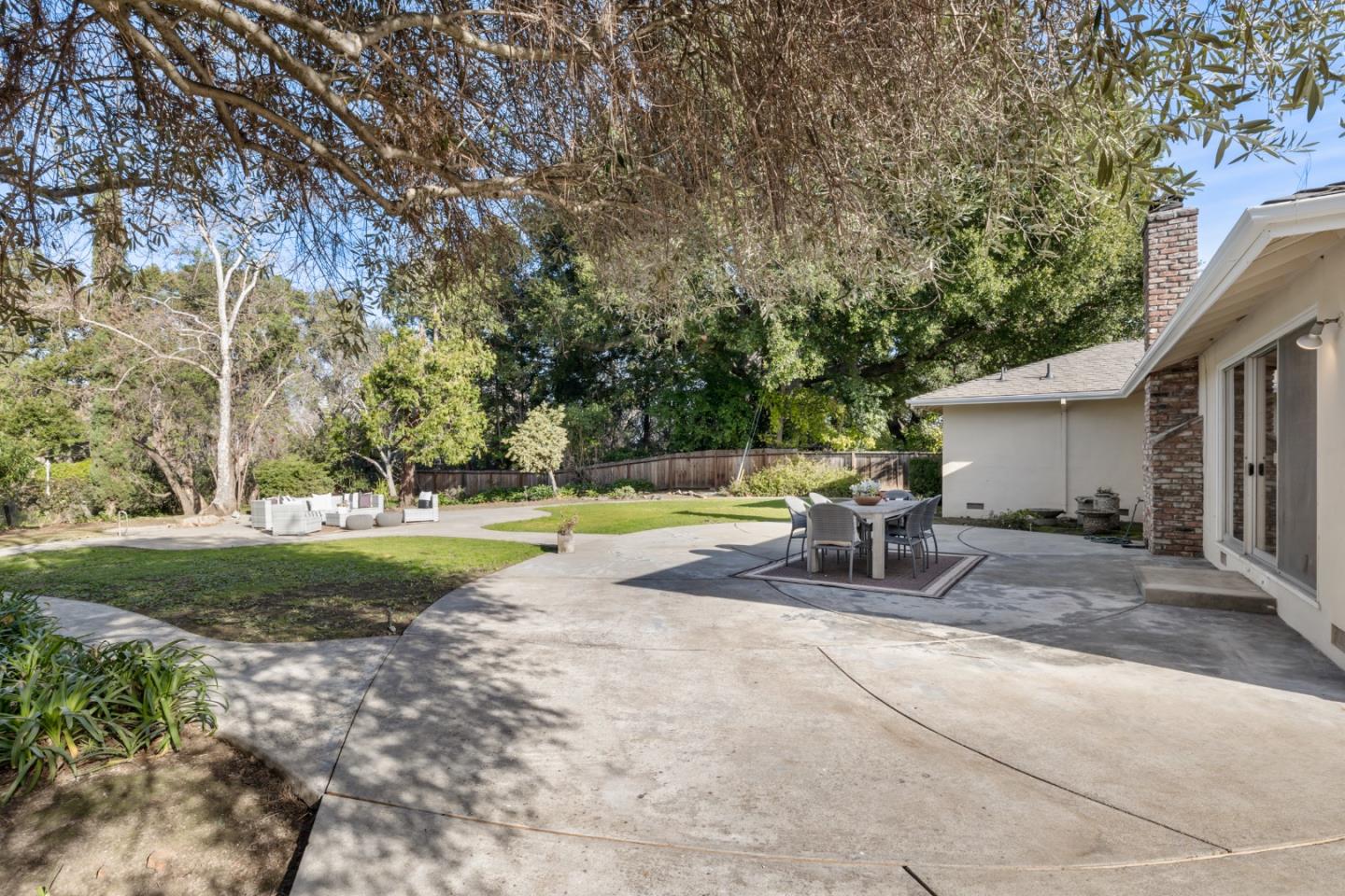 1461 Barton Drive