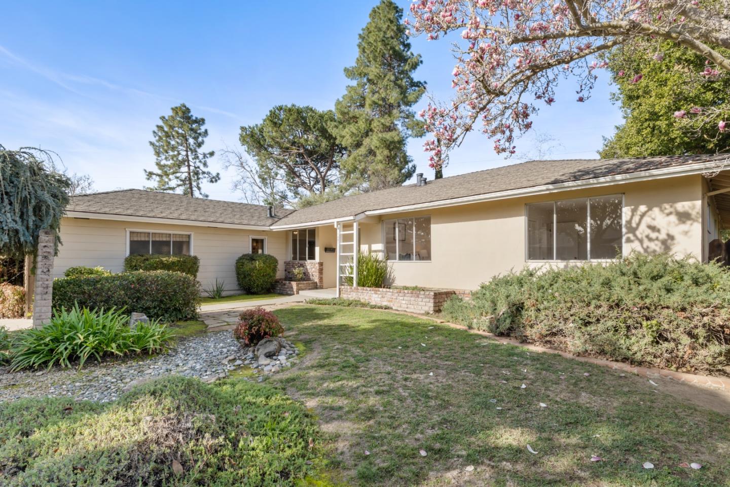 1461 Barton Drive