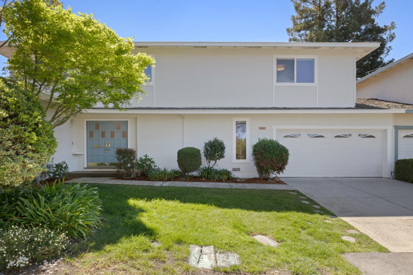 1102 Blue Lake Square