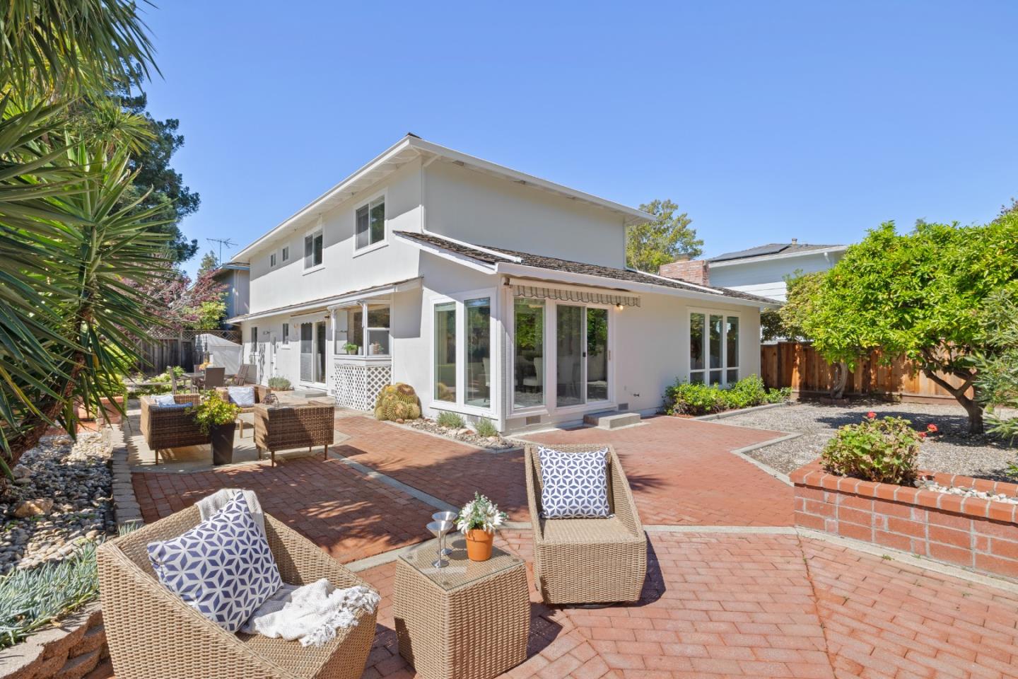 1102 Blue Lake Square