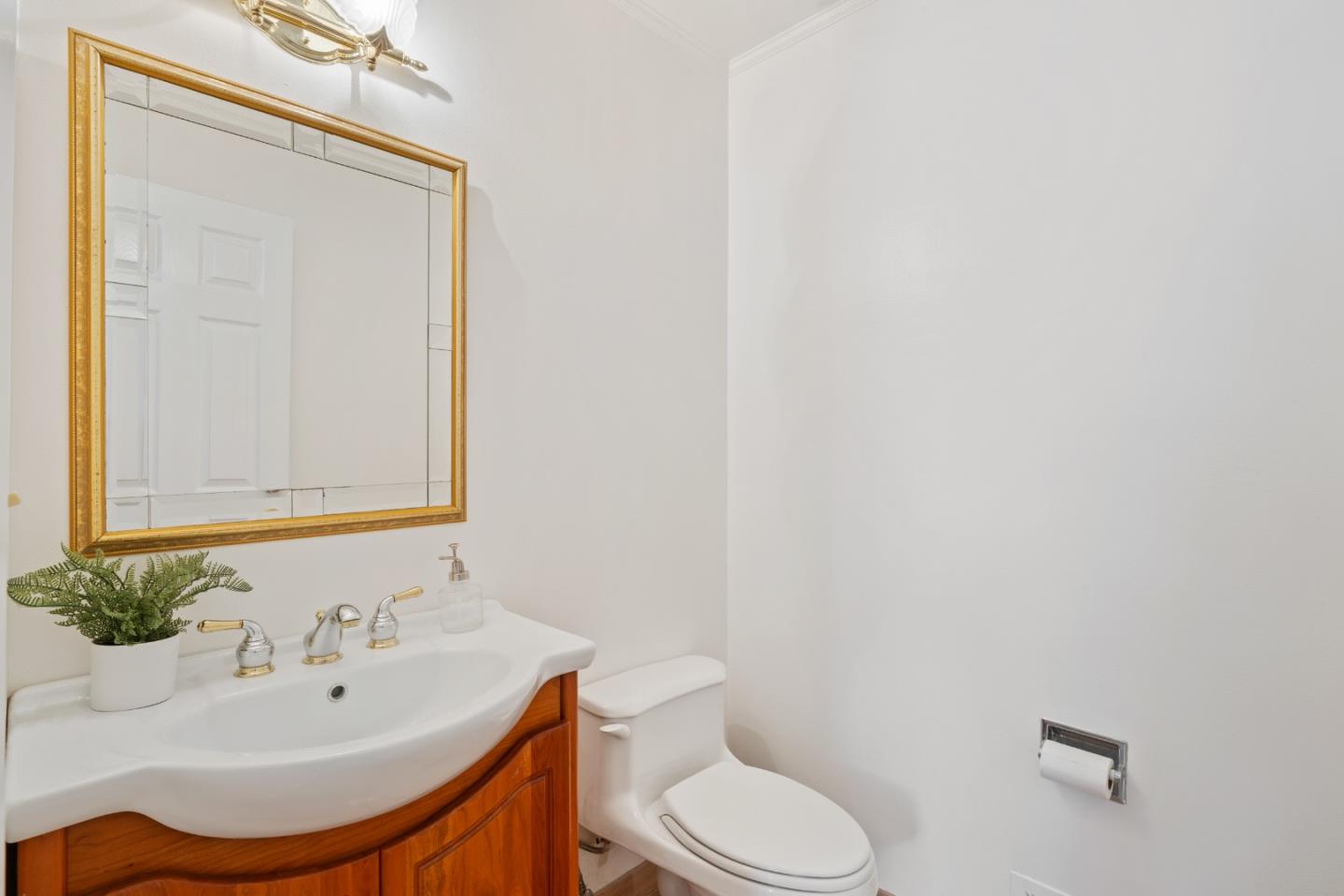 1102 Blue Lake Square