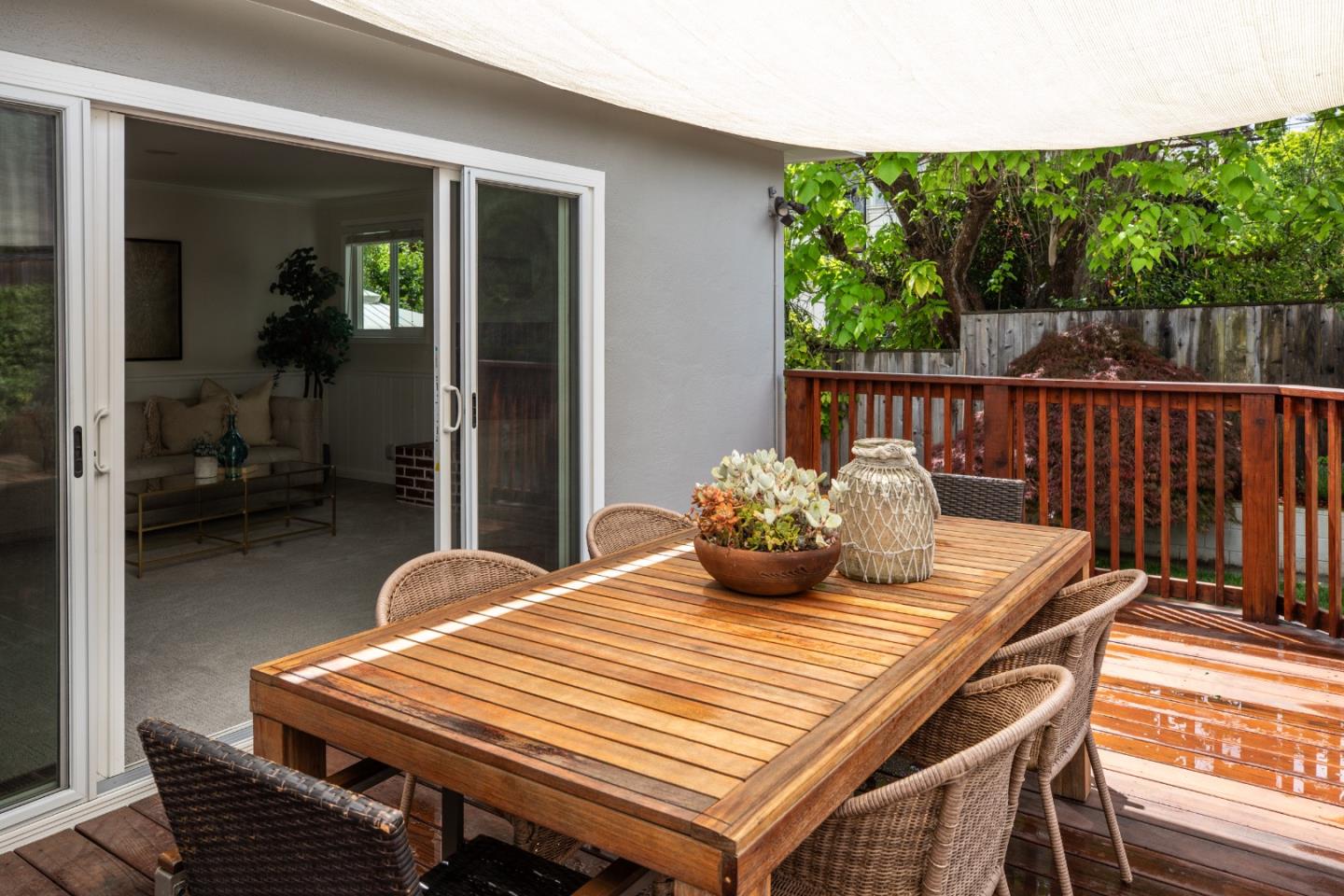 1802 Alameda De Las Pulgas