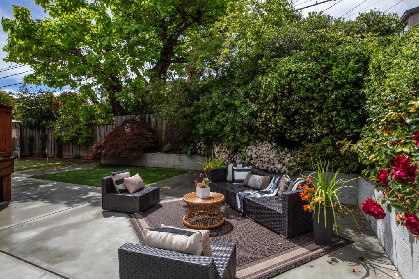 1802 Alameda De Las Pulgas