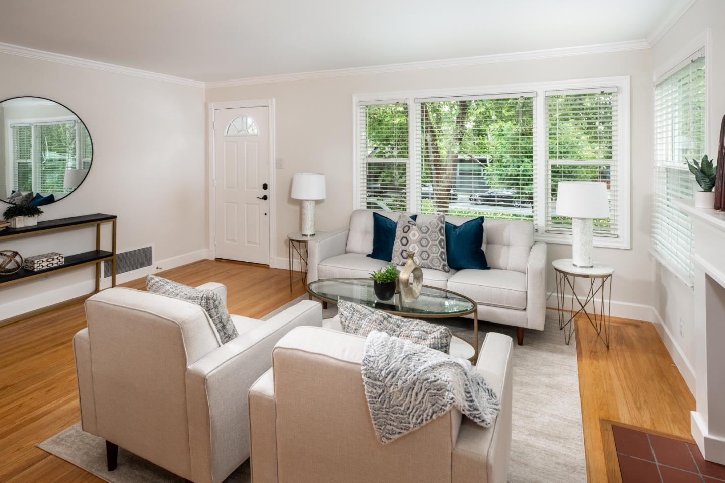 1802 Alameda De Las Pulgas