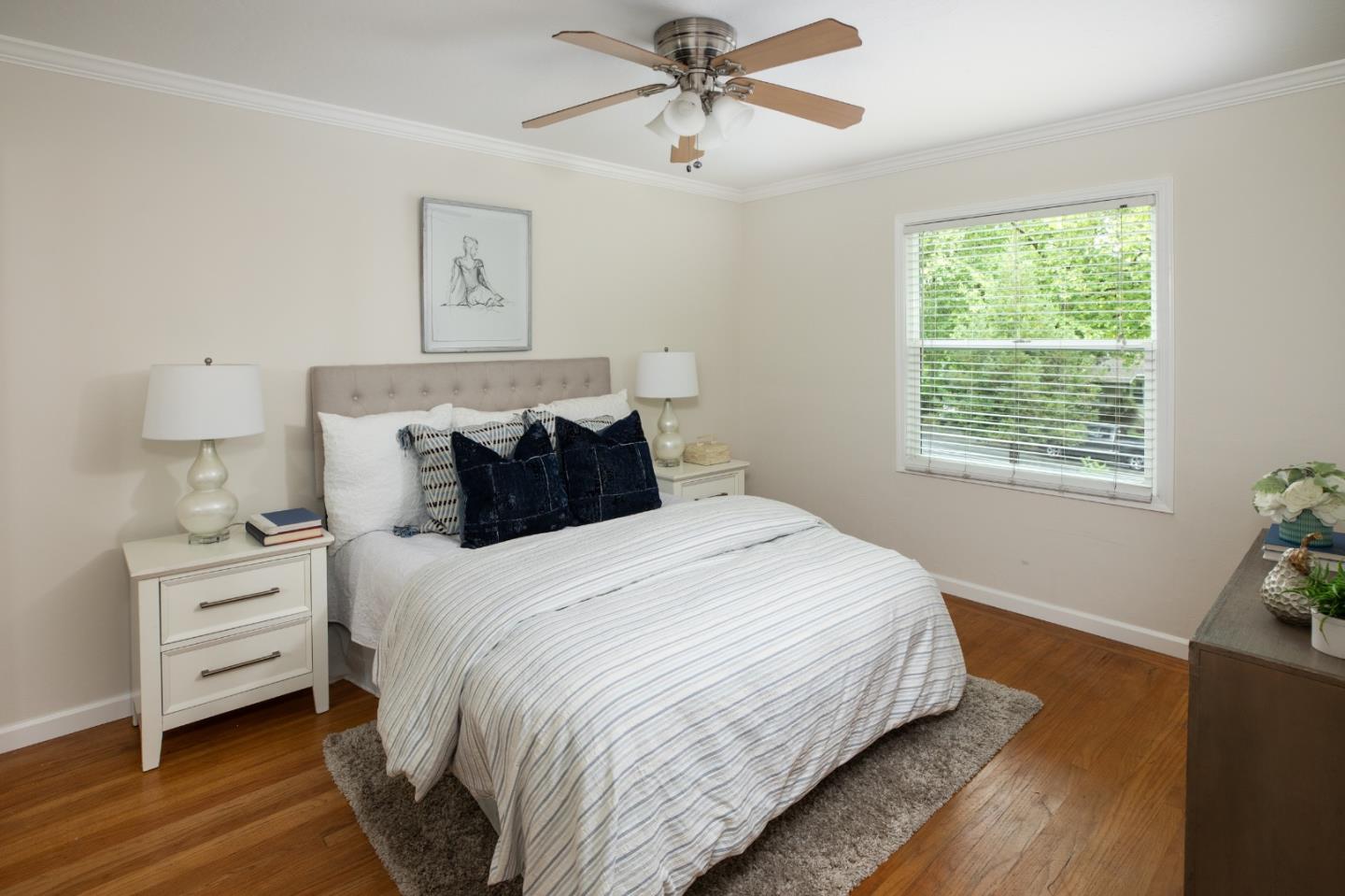 1802 Alameda De Las Pulgas