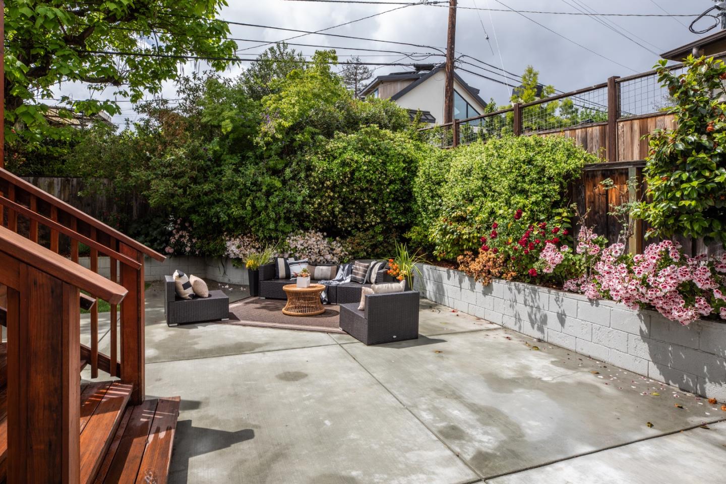 1802 Alameda De Las Pulgas