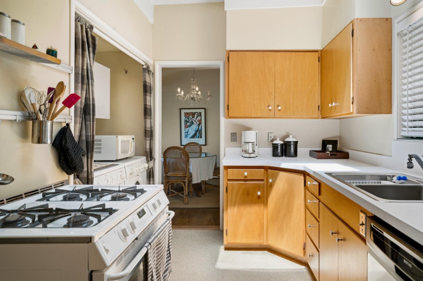 24765 Lower Trail