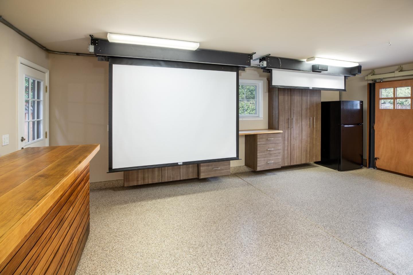 716 Linden AVE
