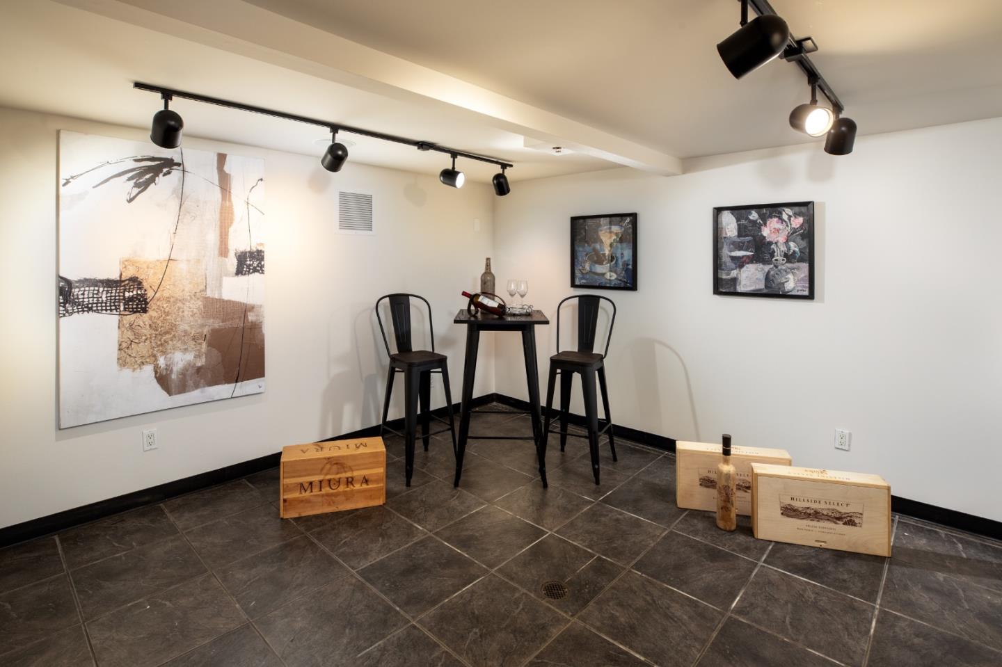 716 Linden AVE