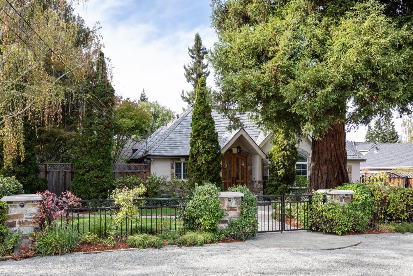 716 Linden AVE