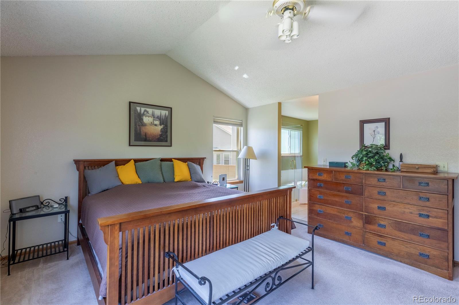 9786 Foxhill Circle