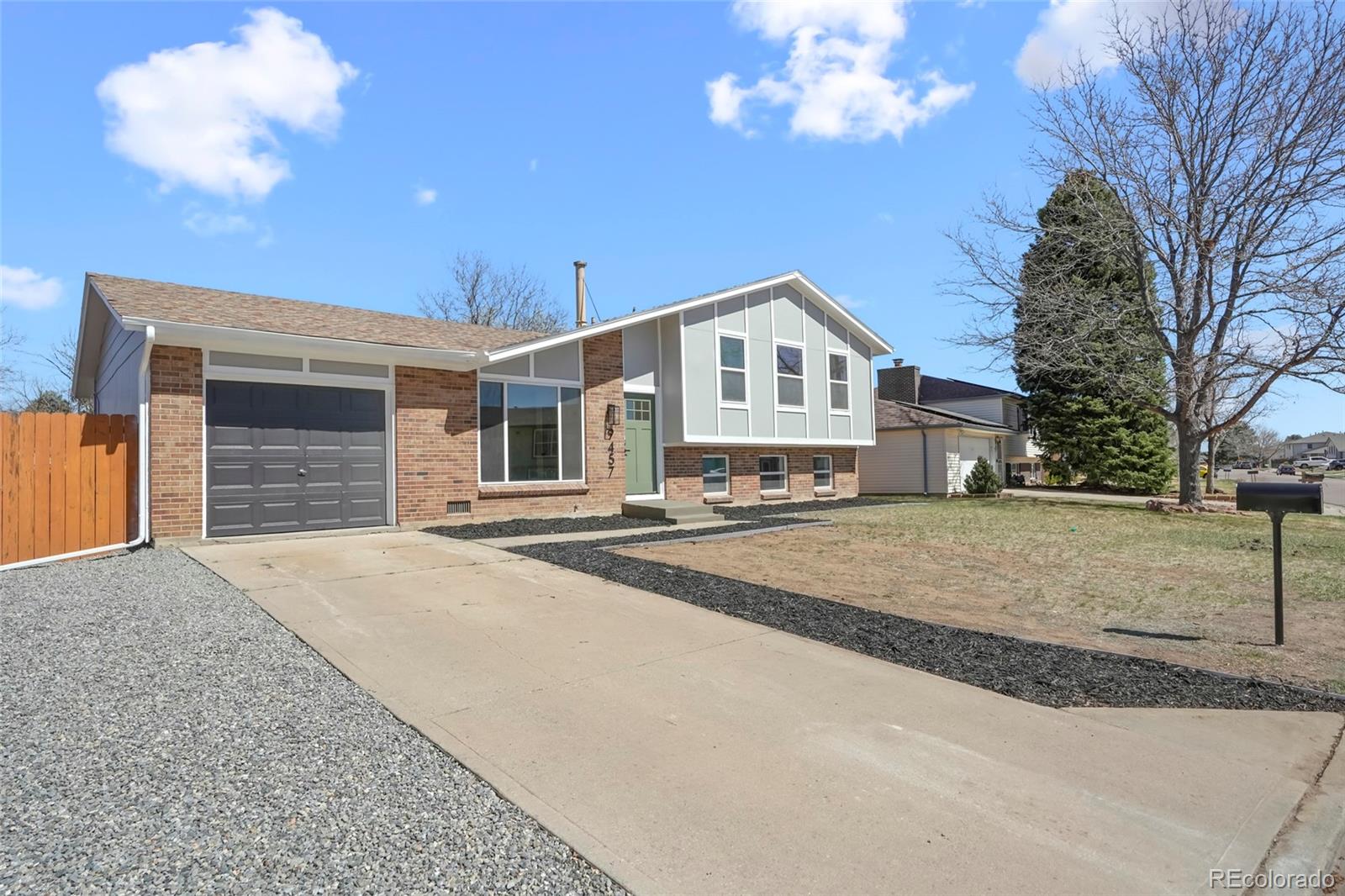 9457 W Hamilton Drive