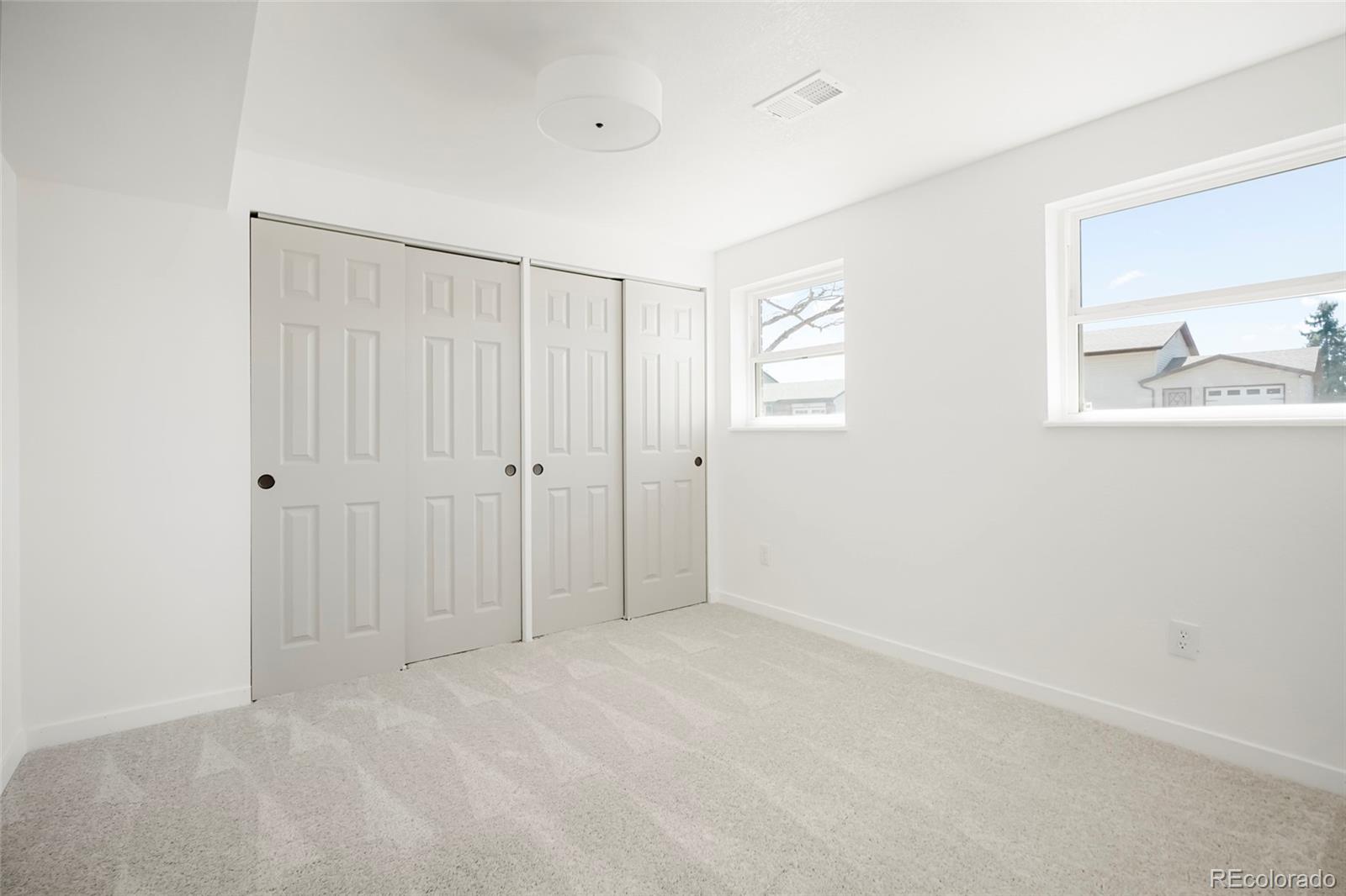 9457 W Hamilton Drive