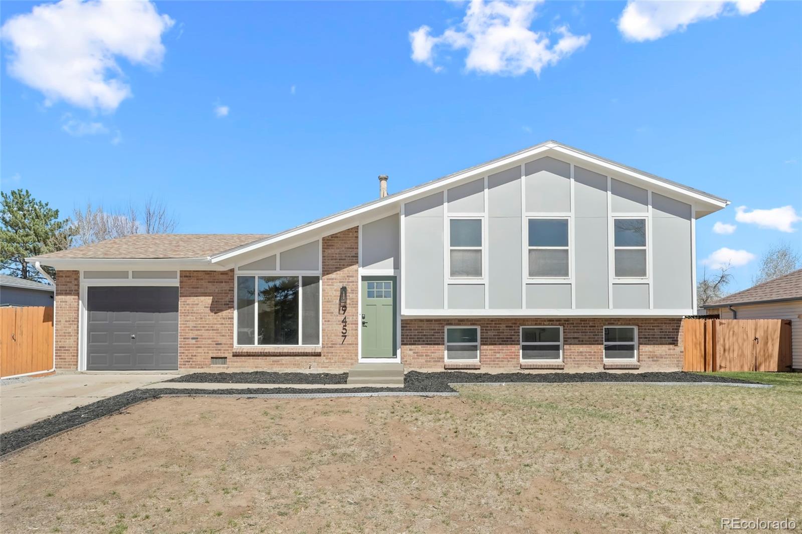 9457 W Hamilton Drive