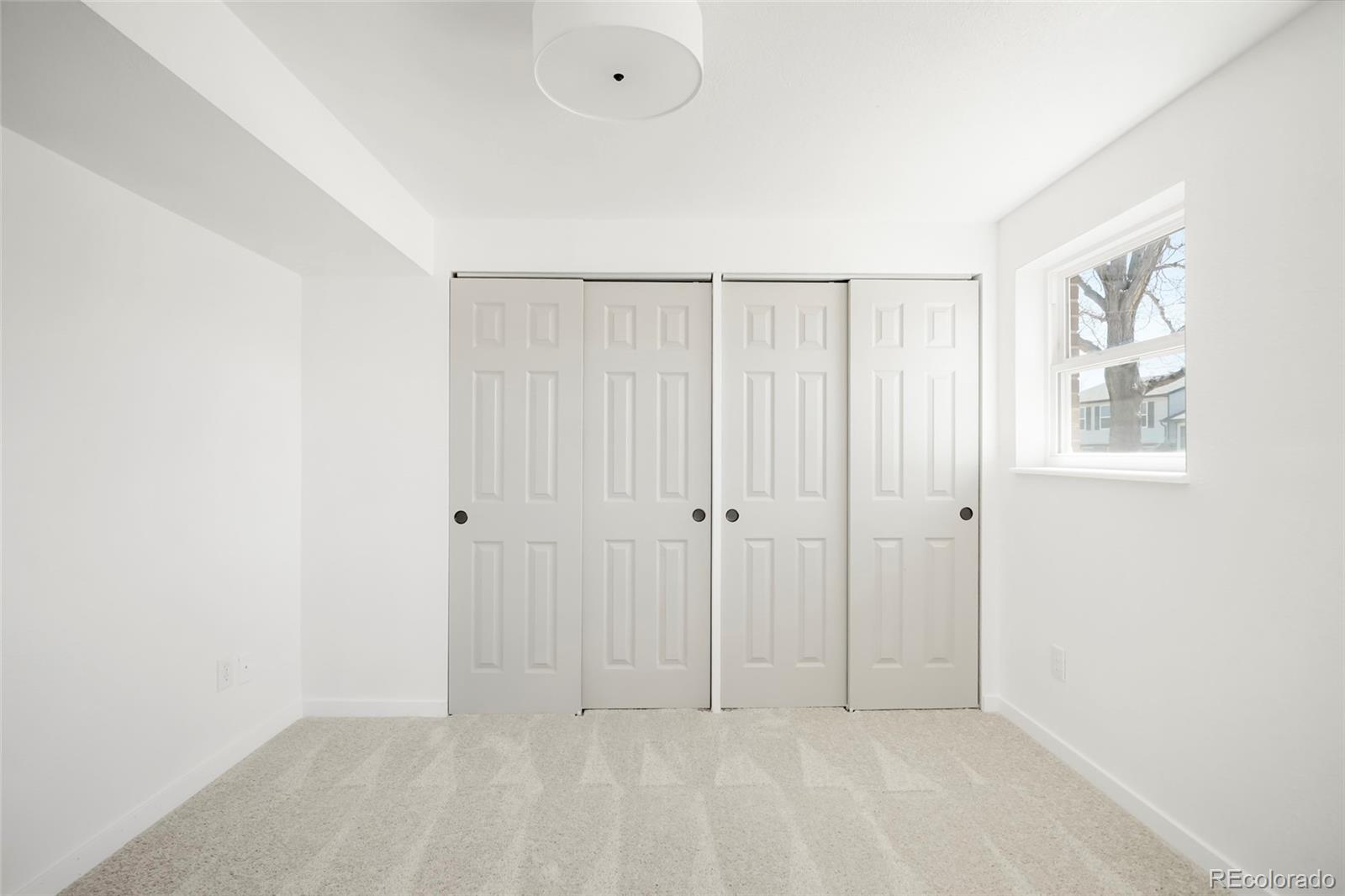 9457 W Hamilton Drive