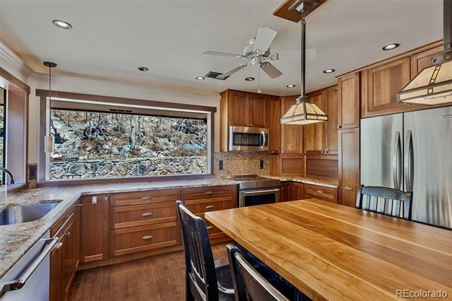 5290 N Lariat Drive