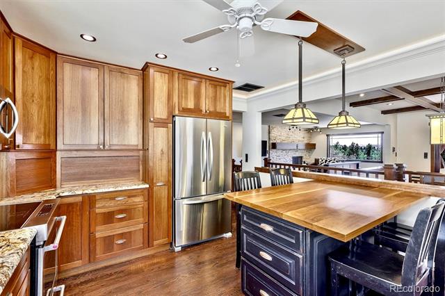 5290 N Lariat Drive