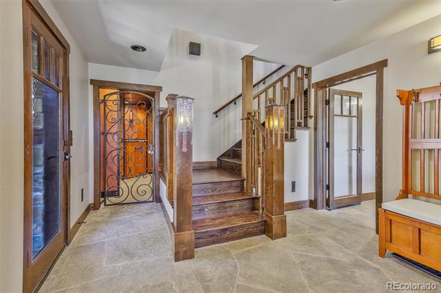 5290 N Lariat Drive