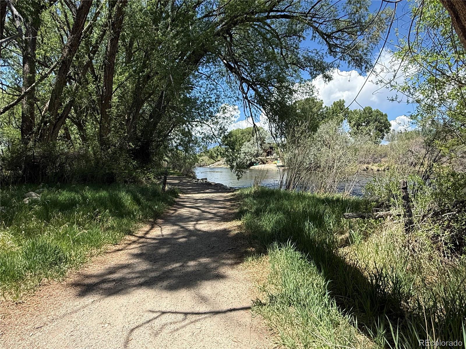 107 River West Drive