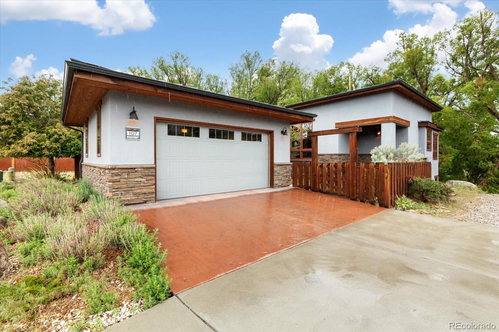 107 River West Drive
