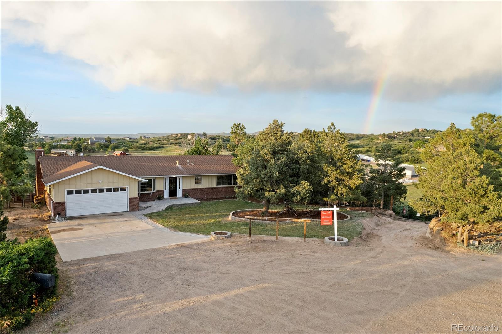 3850 Hopi Drive
