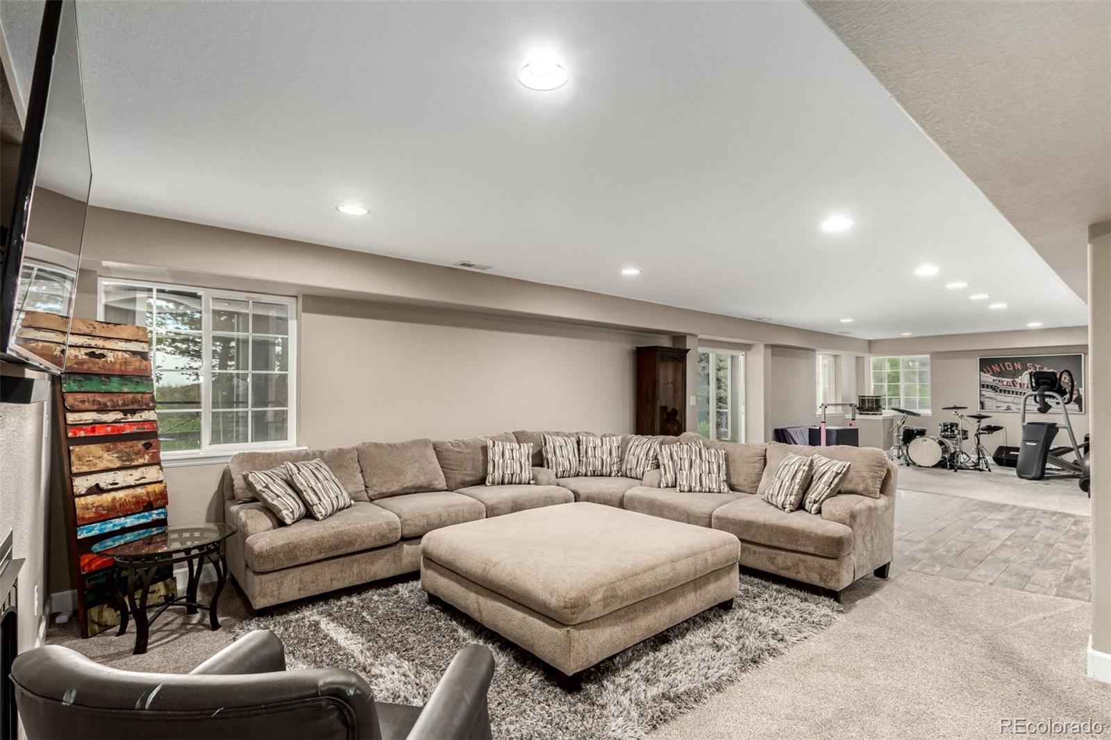 6983 Serena Drive