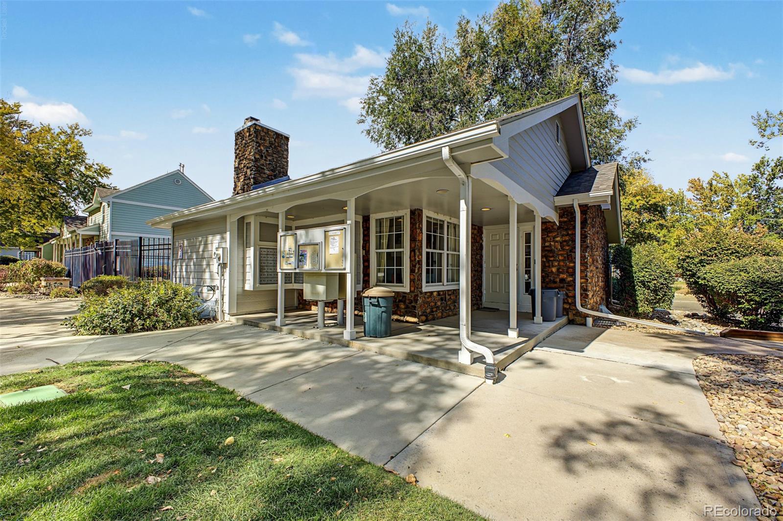 5534 W Canyon Trail Unit: E