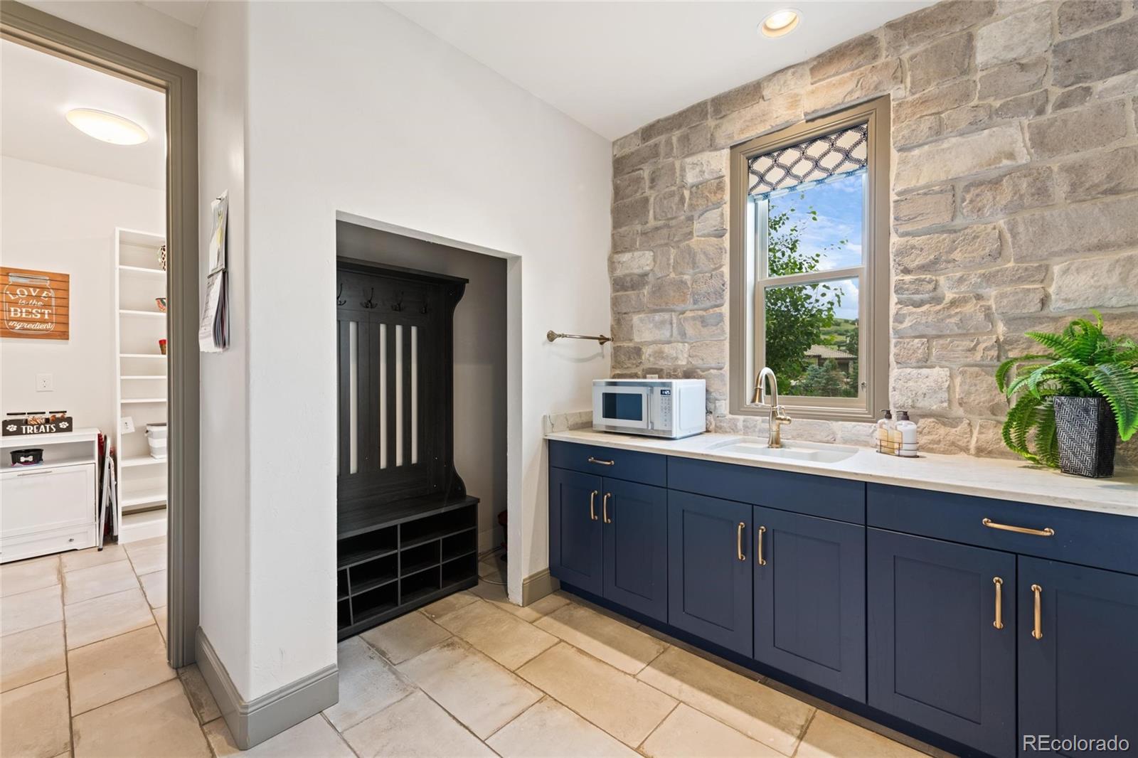 5623 Raintree Drive