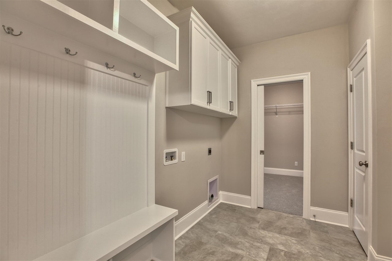 5717 Village Ridge Lane